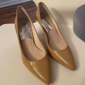 Michael Kors MK Flex pumps